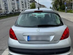 Grau Gebraucht 2006 Peugeot 207 Kleinwagen | 1.000 € (Guter Preis)