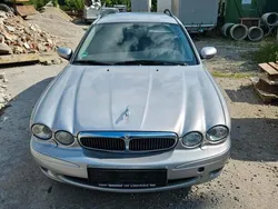 Silber Gebraucht 2005 Jaguar X-type Kombi | 1.250 €
