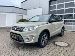 Grau Gebraucht 2016 Suzuki Vitara Comfort SUV | 10.680 € (Fairer Preis)