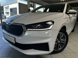 : candyweiss Gebraucht 2022 Skoda Fabia Tour Kleinwagen | 16.490 € (Fairer Preis)