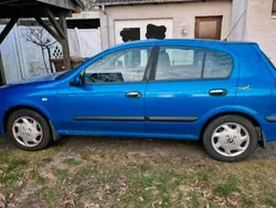 Blau Gebraucht 2001 Nissan Almera Kleinwagen | 1.000 €