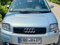 Blau Gebraucht 2001 Audi A2 Kleinwagen | 1.200 €