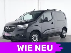 Schwarz Gebraucht 2021 Opel Combo Selection Van / Kleinbus | 17.765 € (Guter Preis)