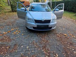 Silber Gebraucht 2013 Skoda Octavia Kombi | 5.499 € (Superpreis)