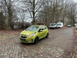 Grün Gebraucht 2011 Chevrolet Spark Kleinwagen | 2.350 € (Etwas zu teuer)