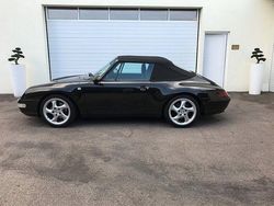 Schwarz metallic Gebraucht 1995 Porsche 993 Cabrio | 74.900 €