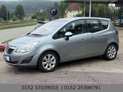 Silber Gebraucht 2012 Opel Meriva Edition Van / Kleinbus | 4.499 € (Guter Preis)
