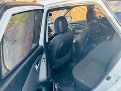 Weiß Gebraucht 2010 Hyundai ix35 SUV | 7.500 € (Fairer Preis)