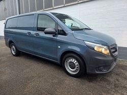 Grau Gebraucht 2020 Mercedes Vito Van / Kleinbus | 10.250 €