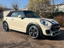 Weiß Gebraucht 2016 Mini John Cooper Works Kleinwagen | 21.900 € (Fairer Preis)