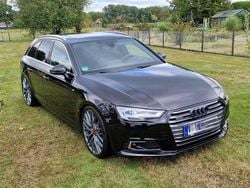 Schwarz Gebraucht 2018 Audi A4 S-Line Kombi | 19.750 € (Fairer Preis)