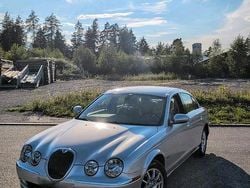 Grau Gebraucht 2002 Jaguar S-Type S Limousine | 10.500 €
