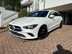 Weiß Gebraucht 2020 Mercedes CLA180 Shooting Brake Progressive Kombi | 20.700 € (Fairer Preis)