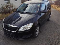 Schwarz Gebraucht 2012 Skoda Roomster Style Van / Kleinbus | 4.990 € (Etwas zu teuer)
