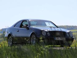 Blau Gebraucht 1999 Mercedes CLK320 Elegance Coupé | 2.100 € (Fairer Preis)