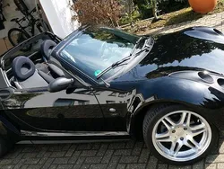 Schwarz Gebraucht 2004 Smart Roadster Cabrio | 10.500 €