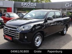 Rot metallic Gebraucht 2022 Ssangyong (KGM) Musso Crystal SUV | 34.990 €