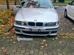 Silber Gebraucht 1998 BMW 528 Limousine | 2.600 € (Superpreis)