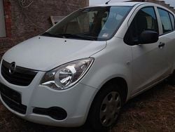 Weiß Gebraucht 2011 Opel Agila Kleinwagen | 1.200 € (Guter Preis)