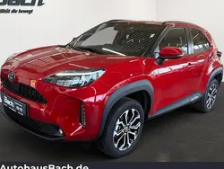 Rot Neu 2025 Toyota Yaris Cross SUV | 31.720 € (Fairer Preis)