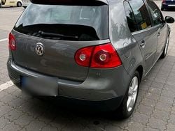 Grau Gebraucht 2008 VW Golf V United Kleinwagen | 3.500 € (Fairer Preis)