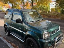 Grün Gebraucht 2003 Suzuki Jimny SUV | 5.999 € (Fairer Preis)