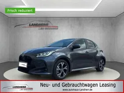 Grau Neu 2025 Toyota Yaris Hybrid Trend Limousine | 21.500 € (Superpreis)