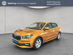 Orange Gebraucht 2024 Skoda Fabia Selection Limousine | 20.890 € (Fairer Preis)