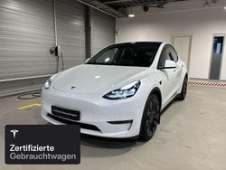 Weiß Gebraucht 2022 Tesla Model Y Performance SUV | 35.200 € (Guter Preis)
