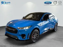 Atoll blau metallic Gebraucht 2024 Ford Mustang Mach-E GT SUV | 56.990 € (Fairer Preis)
