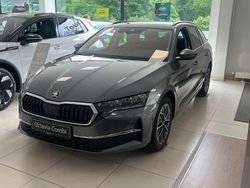 Graphitegrau metallic Gebraucht 2025 Skoda Octavia Selection Kombi | 34.985 €