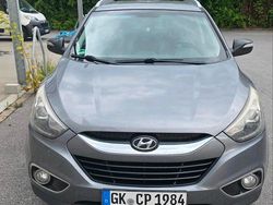 Silber Gebraucht 2017 Hyundai ix35 SUV | 12.490 € (Etwas zu teuer)