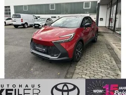 Karminarot mica / dach schwarz Gebraucht 2024 Toyota C-HR Team SUV | 41.960 €