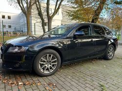 Schwarz Gebraucht 2011 Audi A4 Kombi | 4.900 € (Guter Preis)