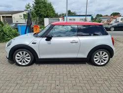 Silber Gebraucht 2016 Mini Cooper D Kleinwagen | 10.800 € (Guter Preis)