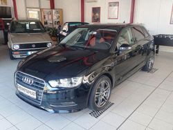 Schwarz Gebraucht 2015 Audi A3 Sportback Ambition Limousine | 12.750 € (Fairer Preis)