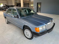 Blau Gebraucht 1986 Mercedes 190 Limousine | 14.800 €
