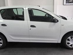 Weiß Gebraucht 2017 Dacia Sandero Essentiel Kleinwagen | 5.490 € (Fairer Preis)