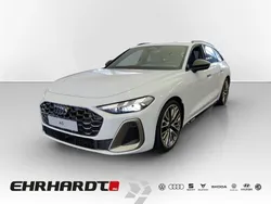 Weiß Gebraucht 2022 Audi A5 Ambiente Coupé | 70.190 €