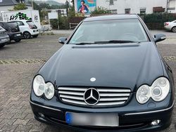 Blau Gebraucht 2005 Mercedes CLK270 Coupé | 3.500 €