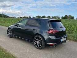 Grau Gebraucht 2016 VW Golf VII GTI Limousine | 15.000 € (Guter Preis)