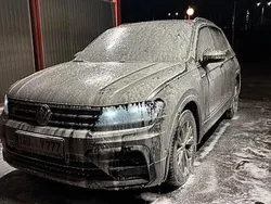 Silber Gebraucht 2018 VW Tiguan R-line SUV | 20.800 € (Superpreis)