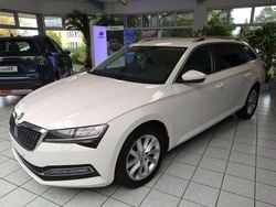 Candyweiss Gebraucht 2021 Skoda Superb Style Kombi | 21.498 € (Superpreis)