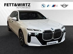 Mineralweiß Gebraucht 2024 BMW 740 M Sport Limousine | 90.900 € (Guter Preis)