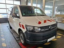 Weiß Gebraucht 2015 VW T5 Van | 26.061 €