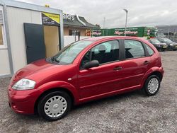 Rot Gebraucht 2007 Citroën C3 Kleinwagen | 2.999 € (Fairer Preis)