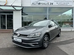 Grau Gebraucht 2017 VW Golf VII Sound Limousine | 12.350 € (Fairer Preis)