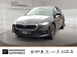 Schwarz (blackmagic perleffekt) Neu 2025 Skoda Scala Tour Kleinwagen | 27.490 € (Fairer Preis)