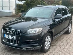 Schwarz Gebraucht 2011 Audi Q7 Exclusive SUV | 10.000 €