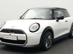 Weiß Gebraucht 2024 Mini Cooper Classic Kleinwagen | 24.827 € (Guter Preis)